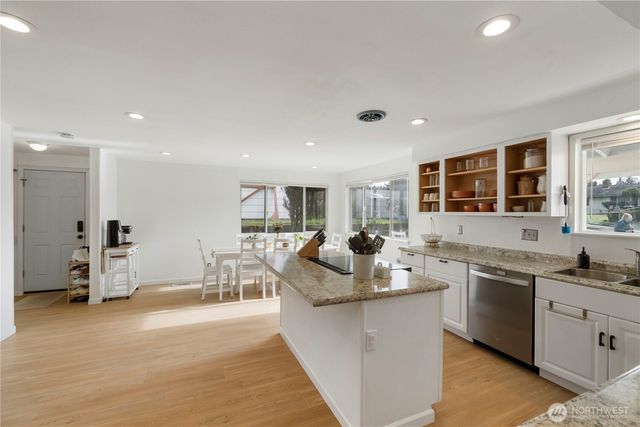 1717 E 59th Street, Tacoma, WA 98404