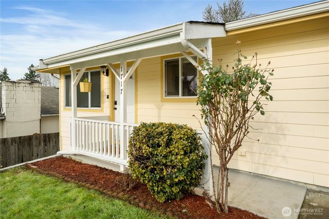 1717 E 59th Street, Tacoma, WA 98404