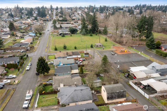 1717 E 59th Street, Tacoma, WA 98404