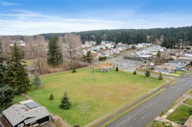 1717 E 59th Street, Tacoma, WA 98404