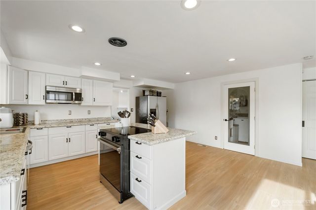 1717 E 59th Street, Tacoma, WA 98404