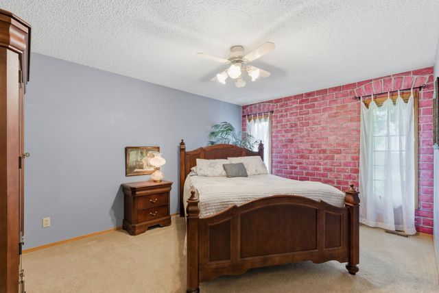 11802 W Pine St, Wichita, KS 67212