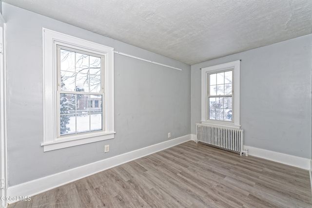 7 Pinehurst Road, Colonie, NY 12205