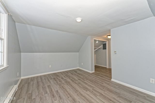 7 Pinehurst Road, Colonie, NY 12205