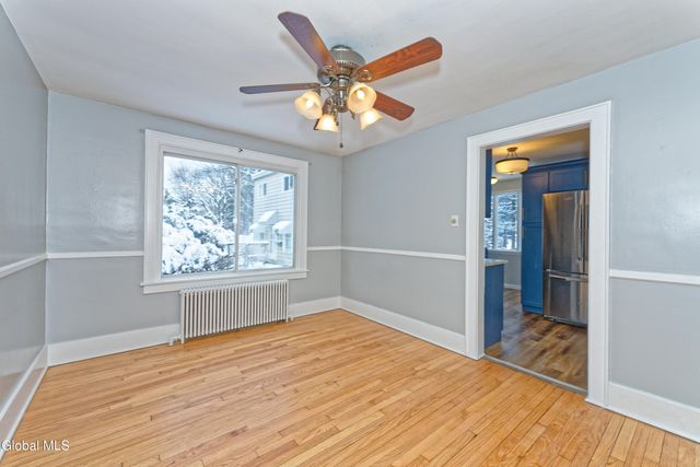 7 Pinehurst Road, Colonie, NY 12205