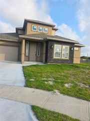 710 Mereet Dr, Corpus Christi, TX 78418