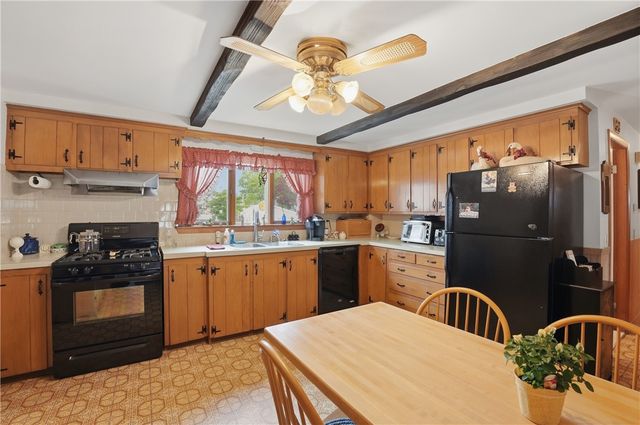 13 Peach Orchard Drive, East Providence, RI 02915
