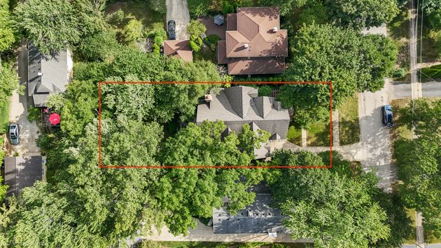 709 Prospect Avenue, Barrington, IL 60010