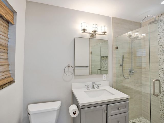 4440 NE 17th Terrace, Oakland Park, FL 33334