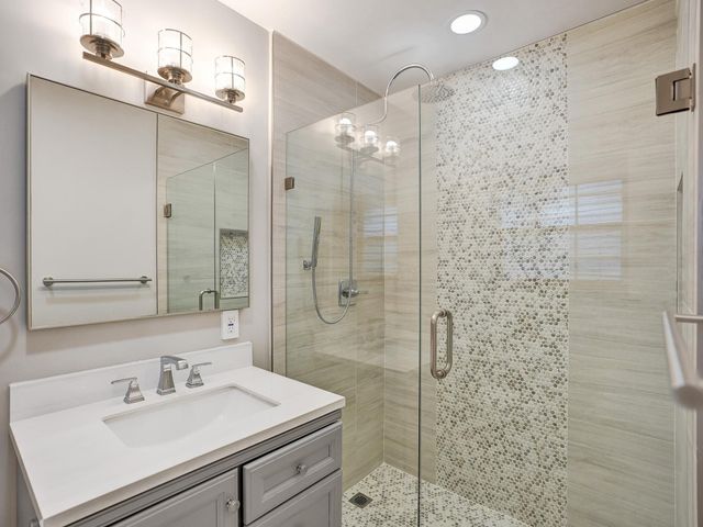 4440 NE 17th Terrace, Oakland Park, FL 33334