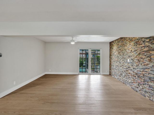 4440 NE 17th Terrace, Oakland Park, FL 33334