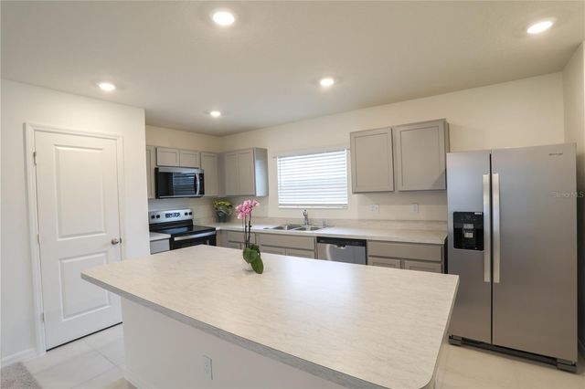 2950 LAVANDA DRIVE, Haines City, FL 33844