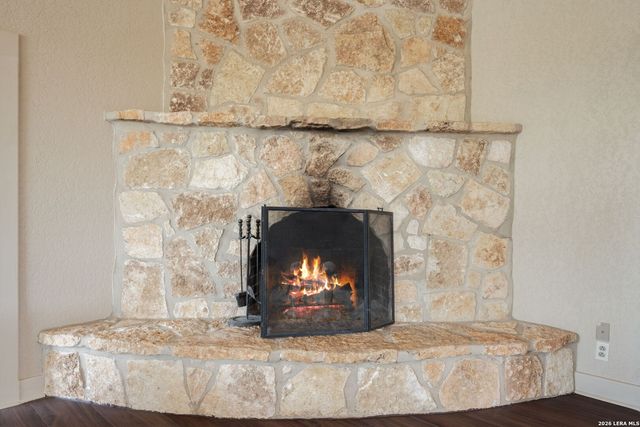 2939 Rolling Oaks Dr, New Braunfels, TX 78132