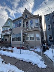24 Doremus St, Paterson City, NJ 07522