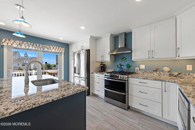 112 Eliza Lane, Manahawkin, NJ 08050