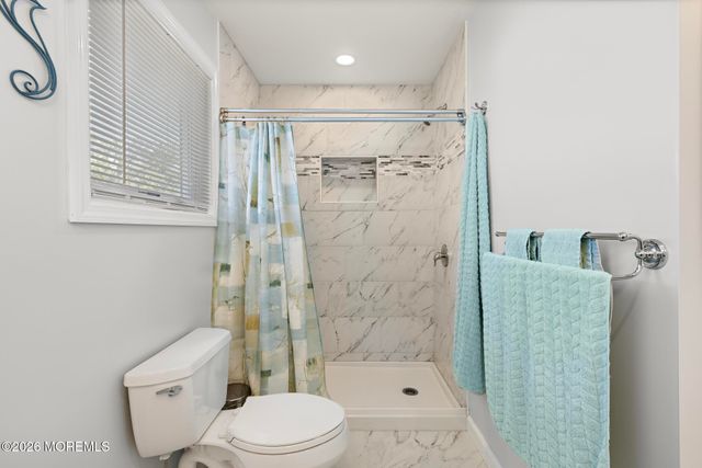112 Eliza Lane, Manahawkin, NJ 08050