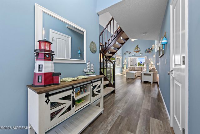112 Eliza Lane, Manahawkin, NJ 08050