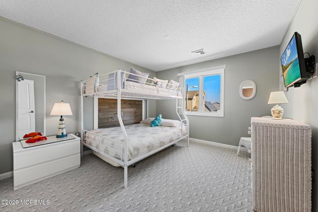 112 Eliza Lane, Manahawkin, NJ 08050
