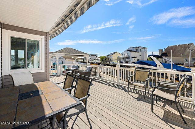 112 Eliza Lane, Manahawkin, NJ 08050