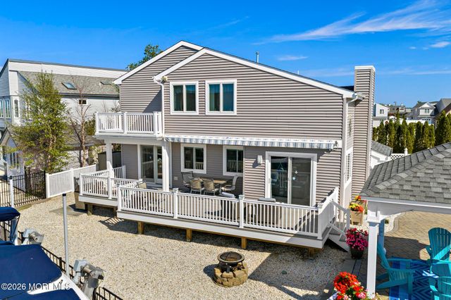 112 Eliza Lane, Manahawkin, NJ 08050