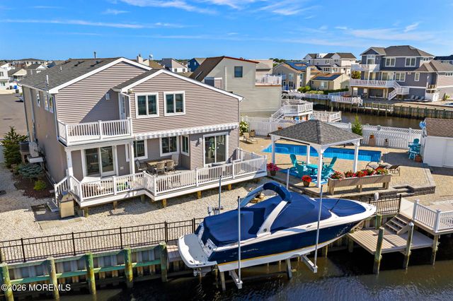 112 Eliza Lane, Manahawkin, NJ 08050