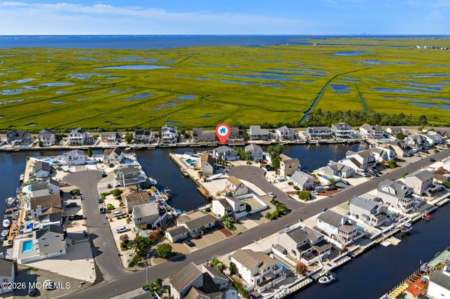 112 Eliza Lane, Manahawkin, NJ 08050