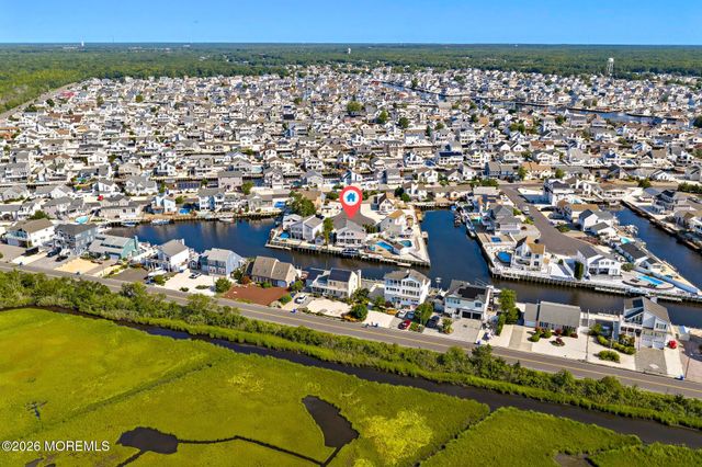112 Eliza Lane, Manahawkin, NJ 08050