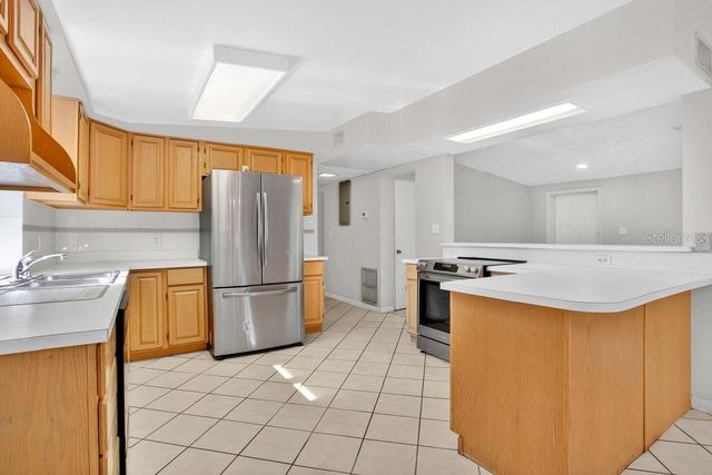 10116 UNION PARK DRIVE, Orlando, FL 32817