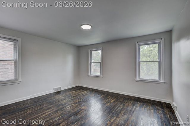 20259 Warrington Drive, Detroit, MI 48221