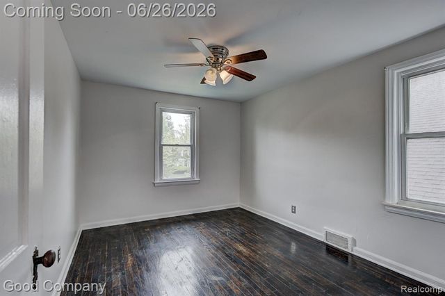 20259 Warrington Drive, Detroit, MI 48221