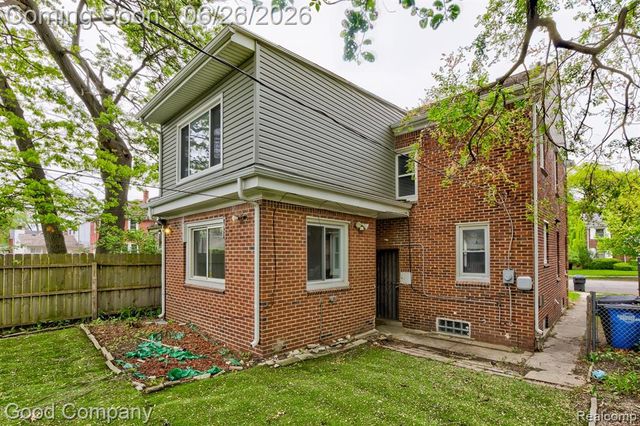 20259 Warrington Drive, Detroit, MI 48221