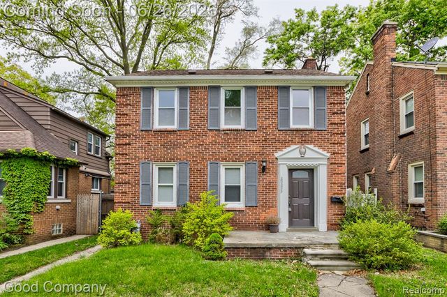20259 Warrington Drive, Detroit, MI 48221