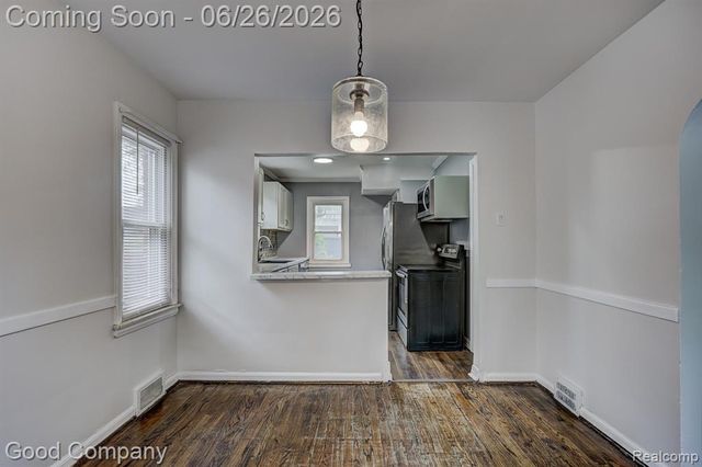 20259 Warrington Drive, Detroit, MI 48221