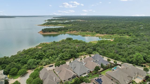 312 Hollow Way, Flower Mound, TX 75022