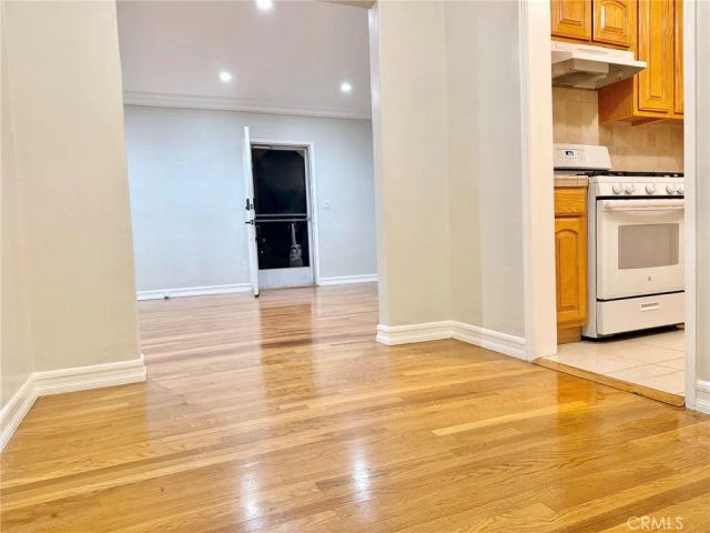 1744 Huntington Drive, South Pasadena, CA 91030
