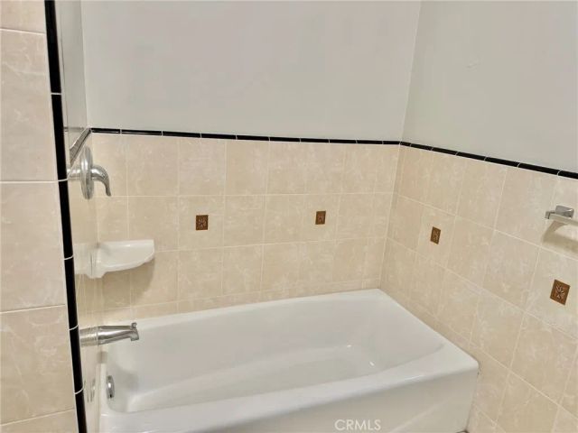 1744 Huntington Drive, South Pasadena, CA 91030