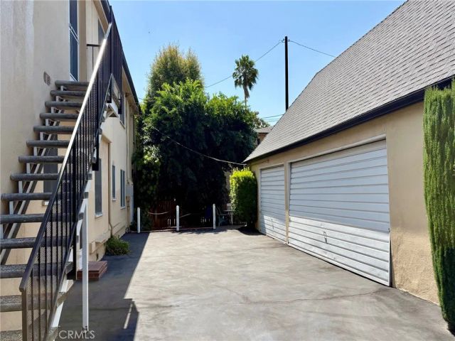 1744 Huntington Drive, South Pasadena, CA 91030