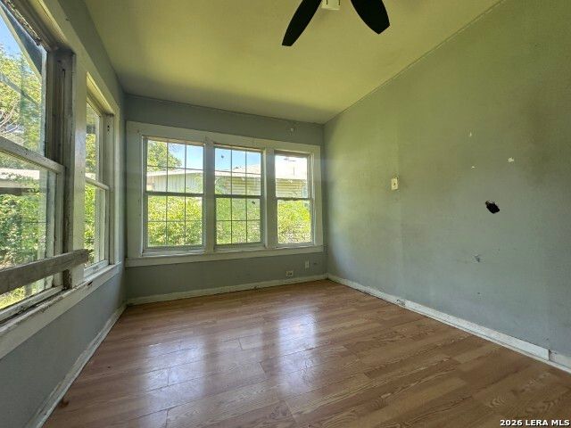 423 Barrett Place, San Antonio, TX 78225