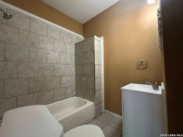423 Barrett Place, San Antonio, TX 78225