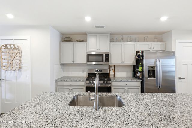 3306 Primrose Drive, Leland, NC 28451