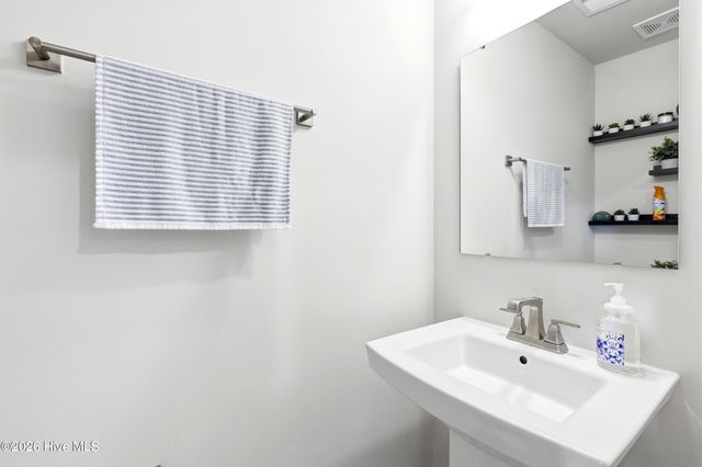 3306 Primrose Drive, Leland, NC 28451
