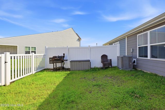 3306 Primrose Drive, Leland, NC 28451