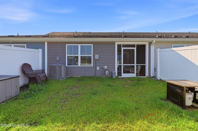 3306 Primrose Drive, Leland, NC 28451
