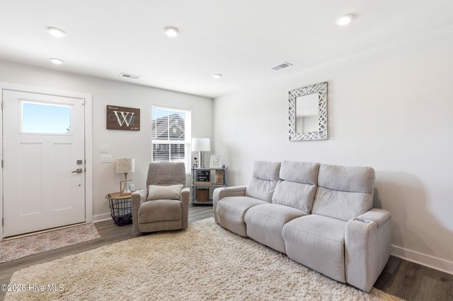 3306 Primrose Drive, Leland, NC 28451