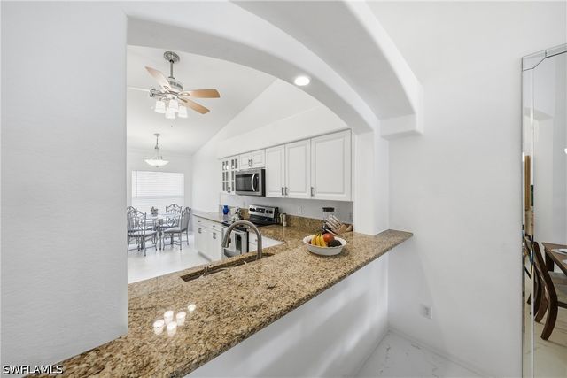 8018 Tauren CT, Naples, FL 34119