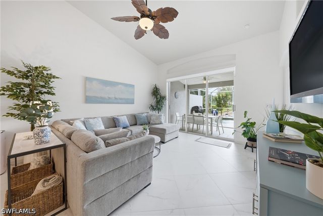 8018 Tauren CT, Naples, FL 34119