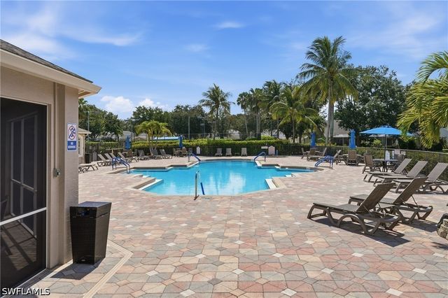 8018 Tauren CT, Naples, FL 34119
