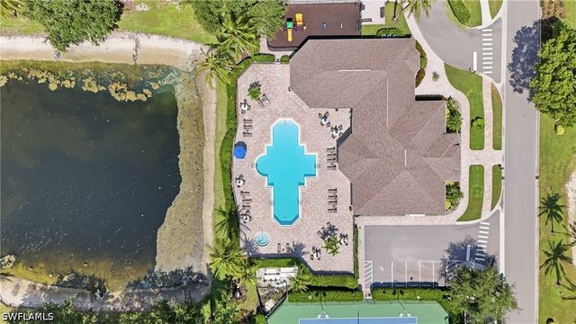 8018 Tauren CT, Naples, FL 34119