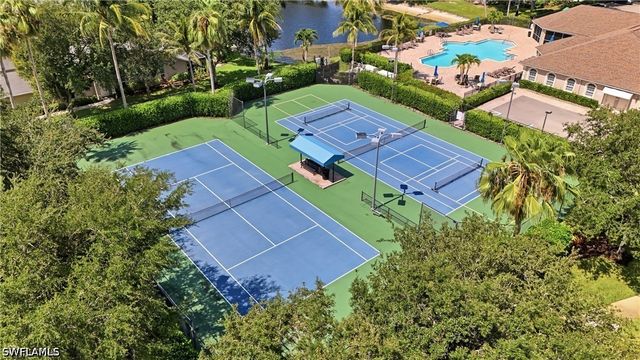 8018 Tauren CT, Naples, FL 34119