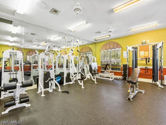 8018 Tauren CT, Naples, FL 34119